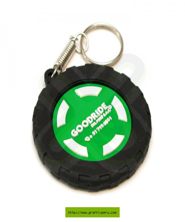 Llavero en forma de llanta 