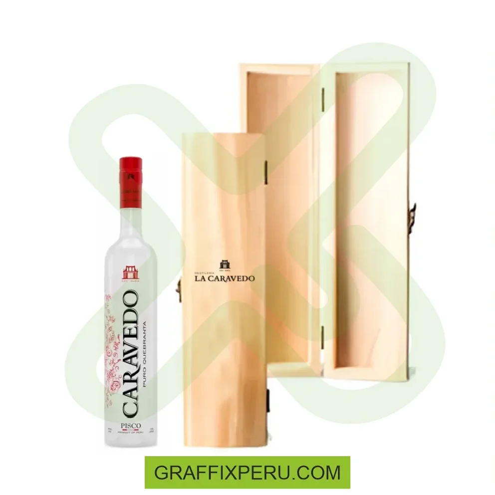 caja de madera con pisco personalizado 500ml