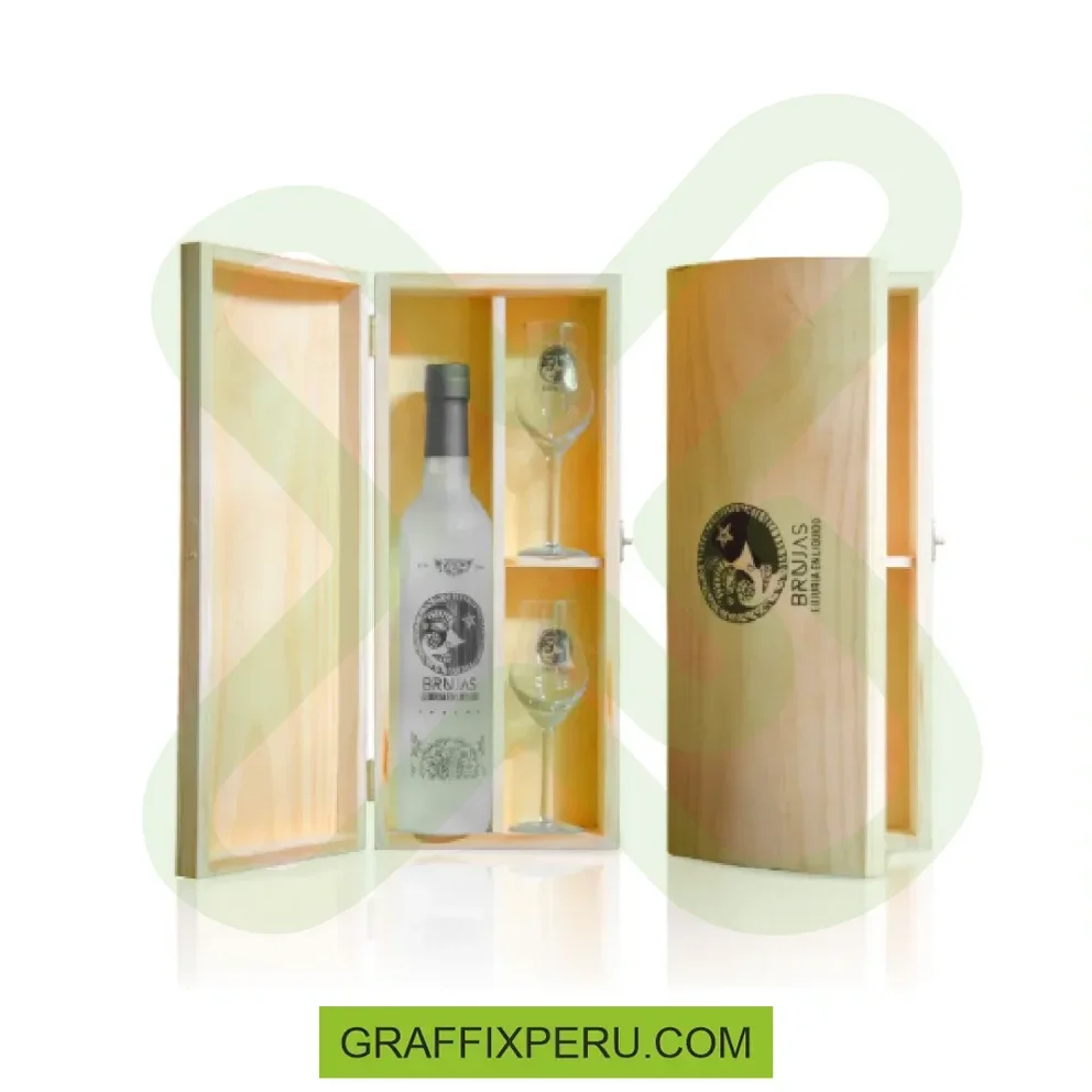caja de madera con pisco personalizado 500ml y 3 copas